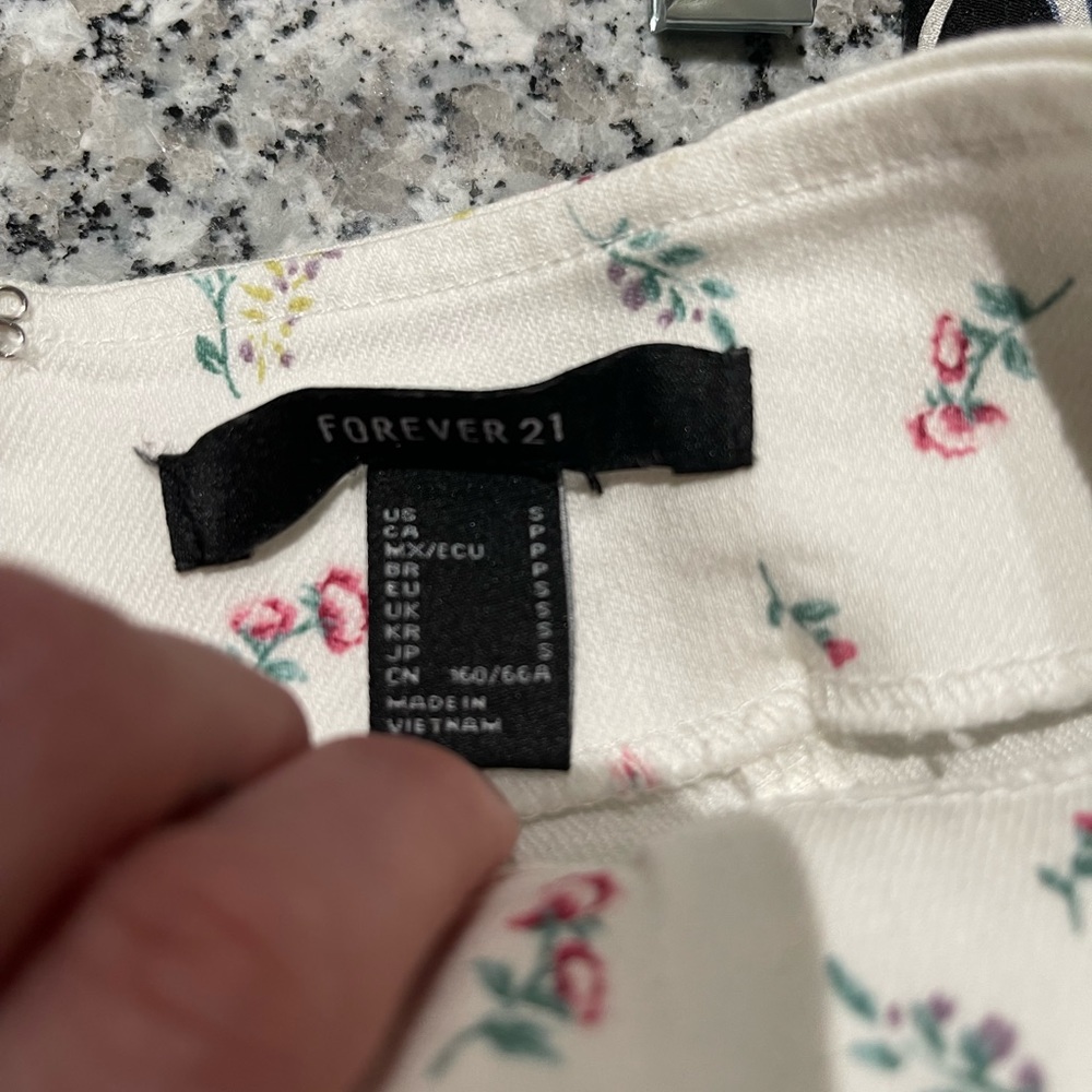 Forever 21, worn a few times and no wear and tear!